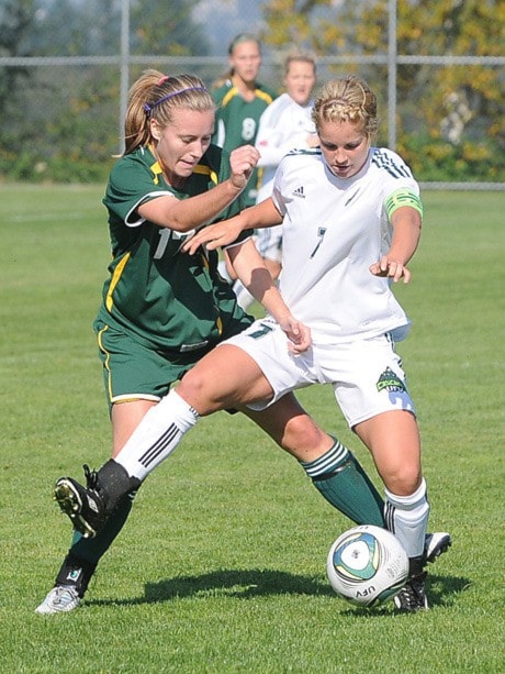 76704abbotsfordUFV-UReginawomenssoccer-meganwebster-1-MORROW