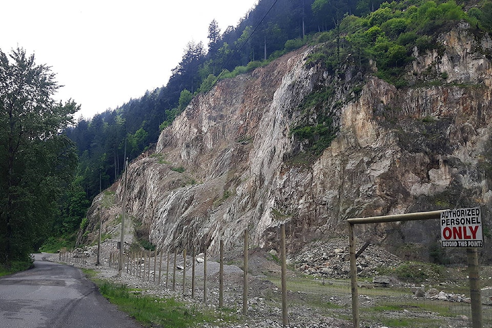 web1_sumas-mountain-quarry