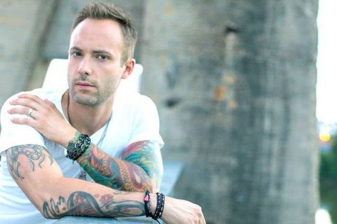 8181258_web1_170823-PWN-DallasSmith