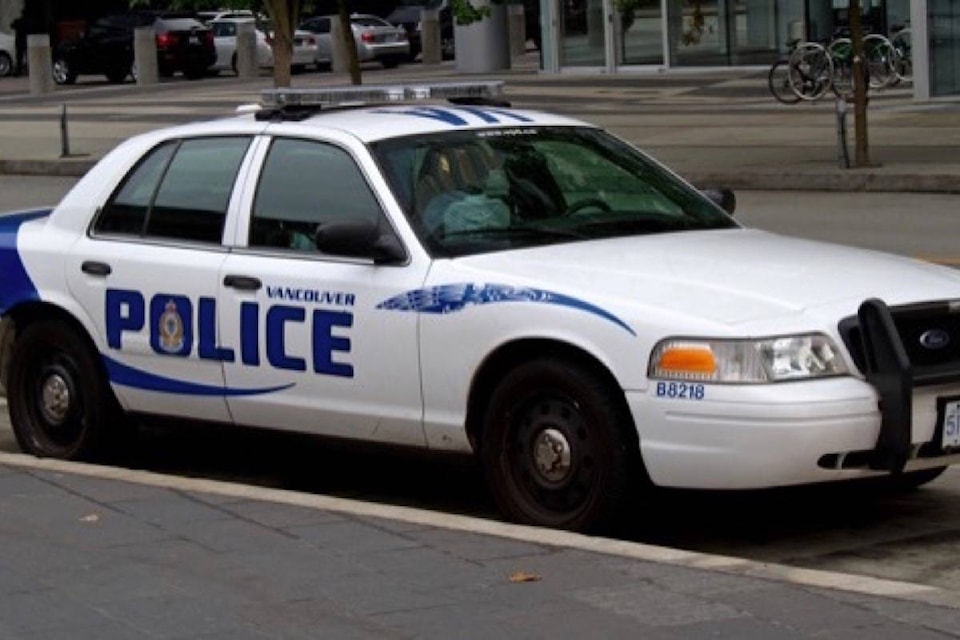 10062041_web1_170928-BPD-M-Vancouver-police-car