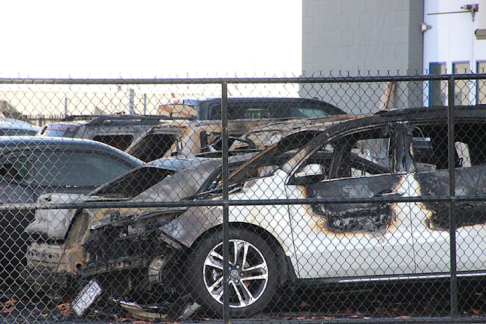 14262140_web1_181107-ABB-Arson-at-auto-body-shop_2