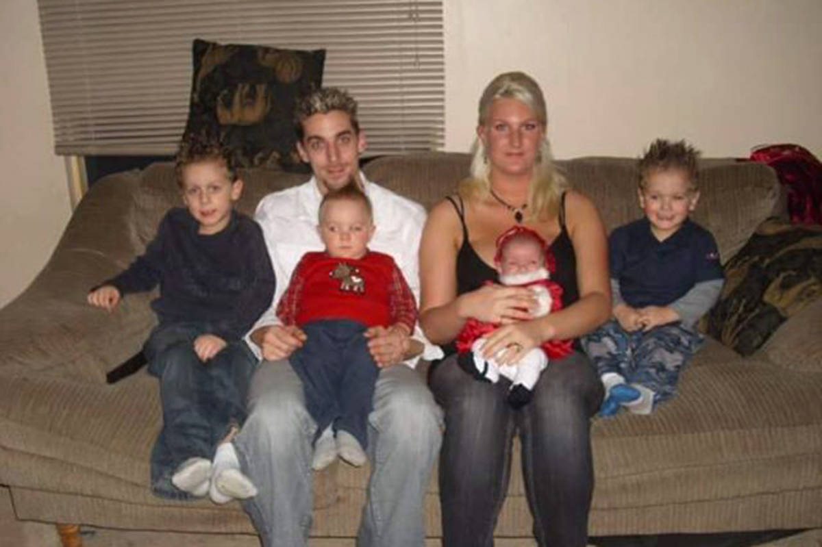 21517965_web1_200514-ABB-Family-of-seven-survives-fire_4