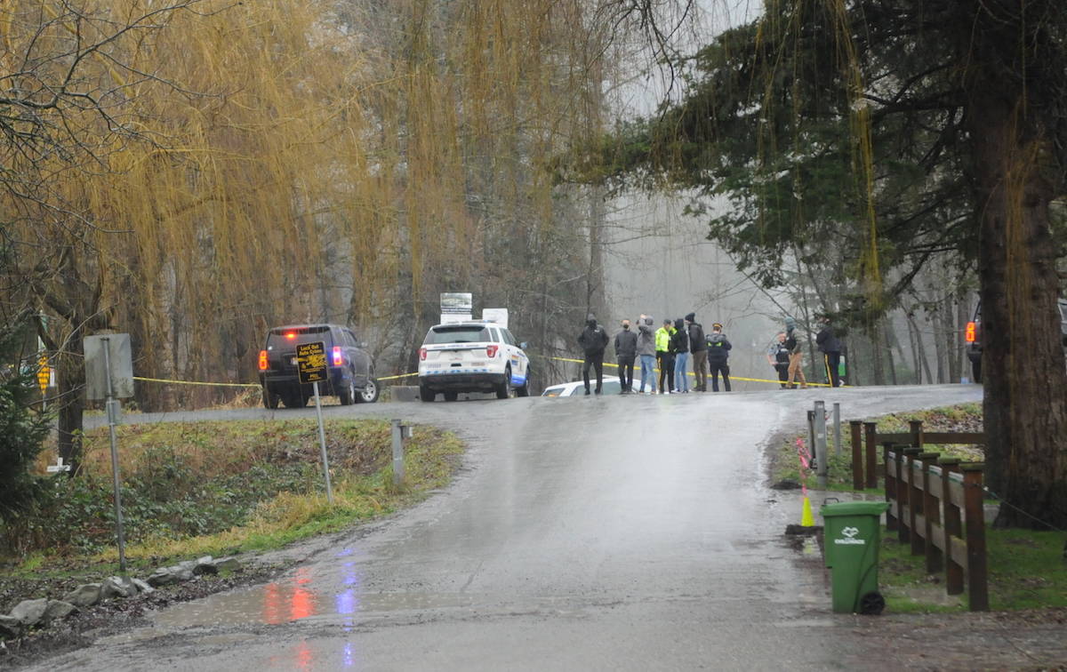 Chilliwack RCMP at the scene of a police incident after 9 a.m. on Tuesday, Jan. 12, 2021. (Jenna Hauck/ Chilliwack Progress)