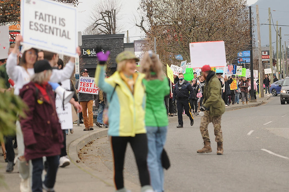 26315494_web1_210403-CPL-Anti-COVID-Rally-Chilliwack_4