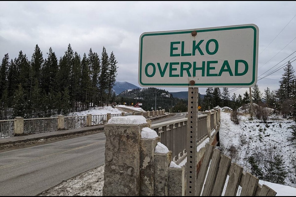 The Elko Overhead Replacement Project is due to begin construction and be completed in 2022, and will require some land to be appropriated by the Elko Provincial Park. Pictured: The Elko Overhead in December 2021. (Scott Tibballs / The Free Press)