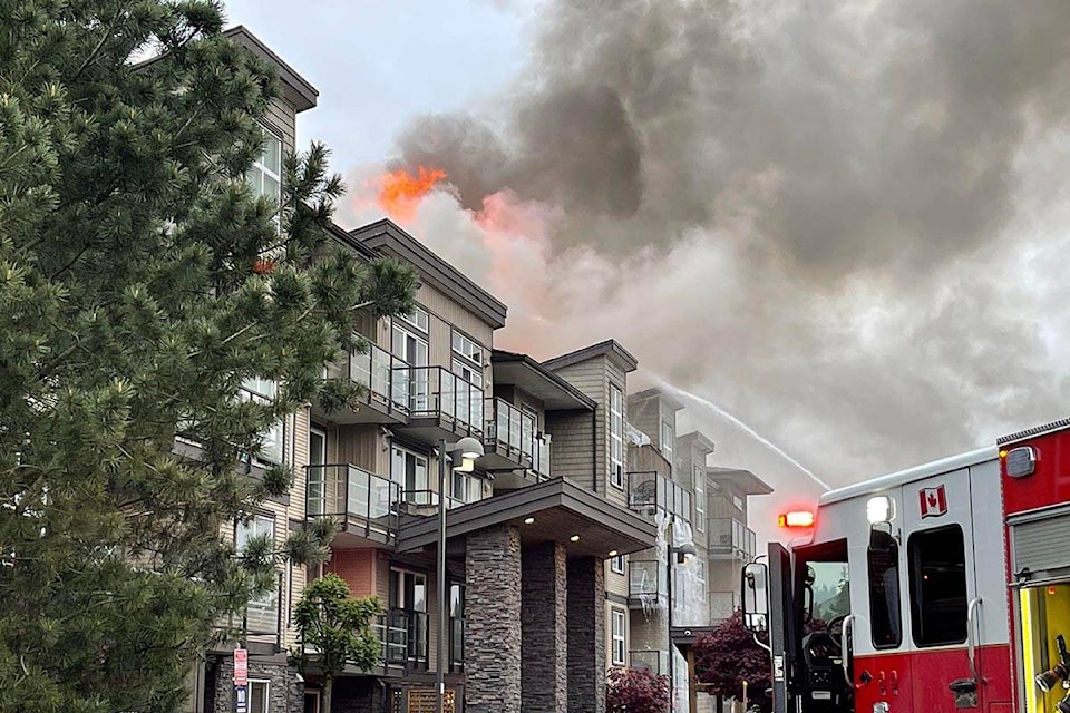 28995427_web1_220506-ABB-apartment-fire-apartment-fire_1