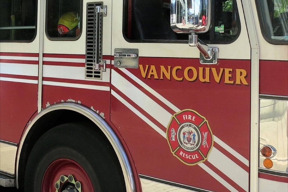 30498208_web1_180218-BPD-M-vancouver-fire