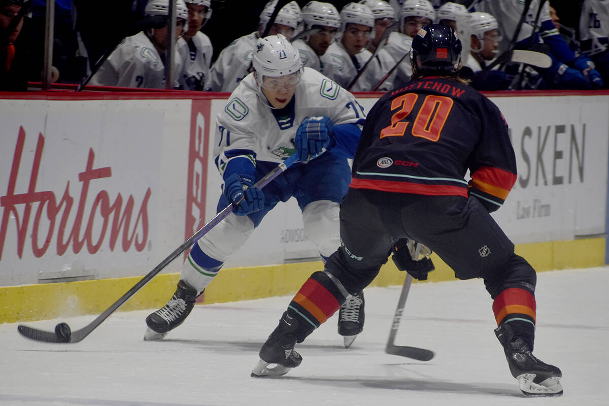 Abbotsford Canucks, Tucson Roadrunners rivalry explodes in 4-0 win for  Canucks - North Delta Reporter