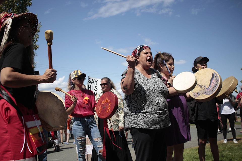 33241722_web1_210720-CRM-Jared-Memorial-DRUMMERS_1