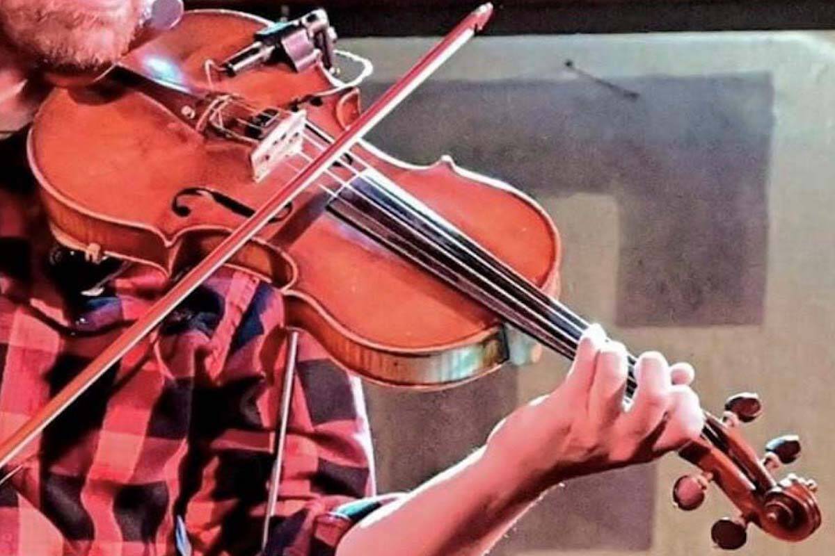 Nearly 200yearold violin stolen in Kelowna alley The Abbotsford News