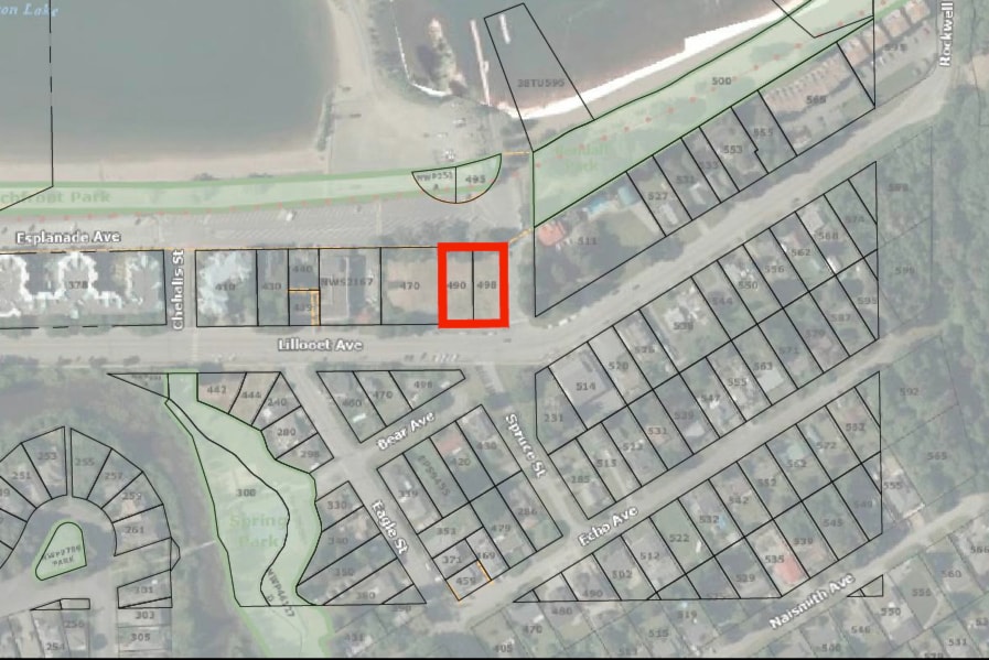 240830-aho-esplanade-parking