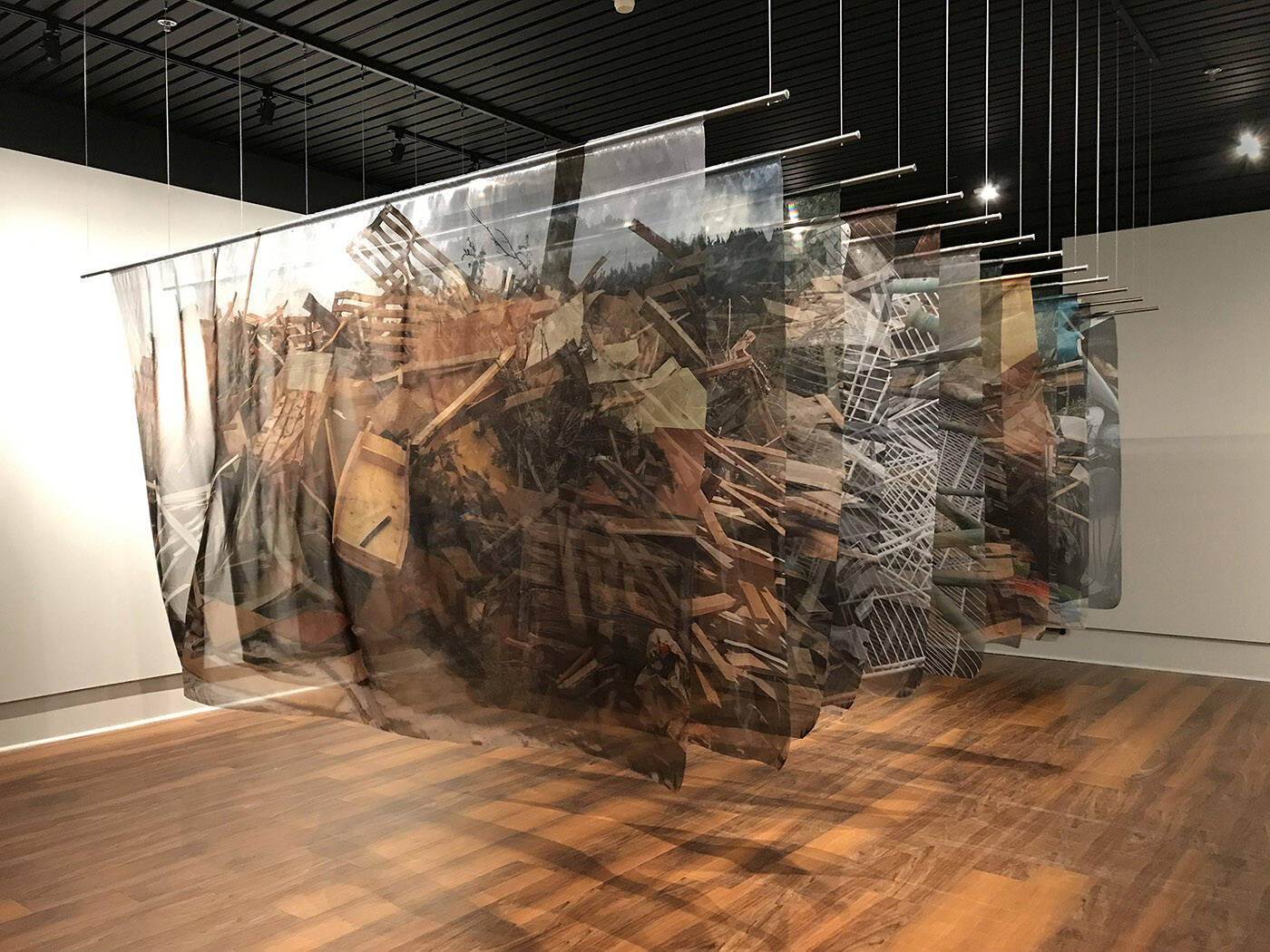Installation Art Now　インスタレーションアート Chilliwack art installation replicates billowing mass of