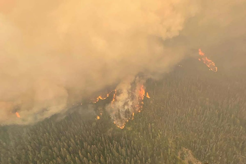 30355984_web1_220912-BPD-AirQuality-Wildfires_1