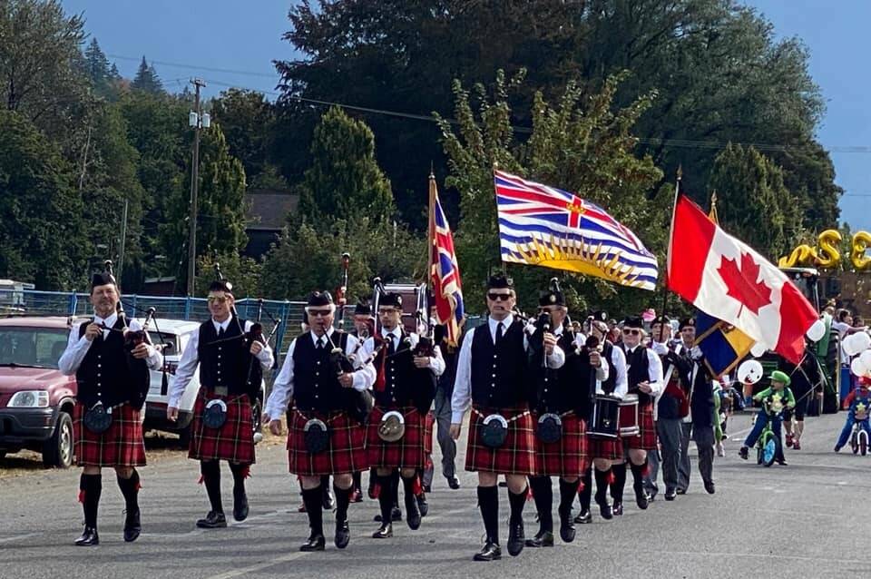 30422097_web1_220923-AHO-Fall-Fair-Parade-FallFairParade_4