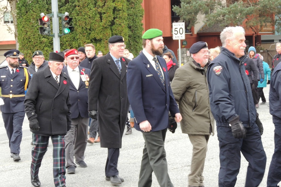 30983214_web1_221118-AHO-Remembrance-Day-Photos_2