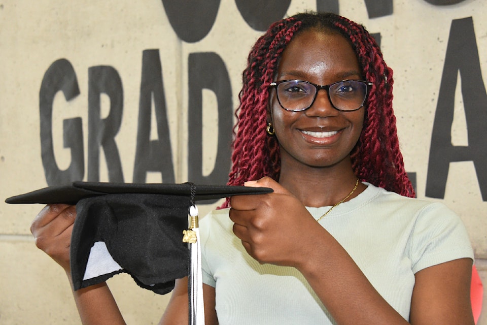 250625-avn-grad-valedictorian-3-25june2025_0240