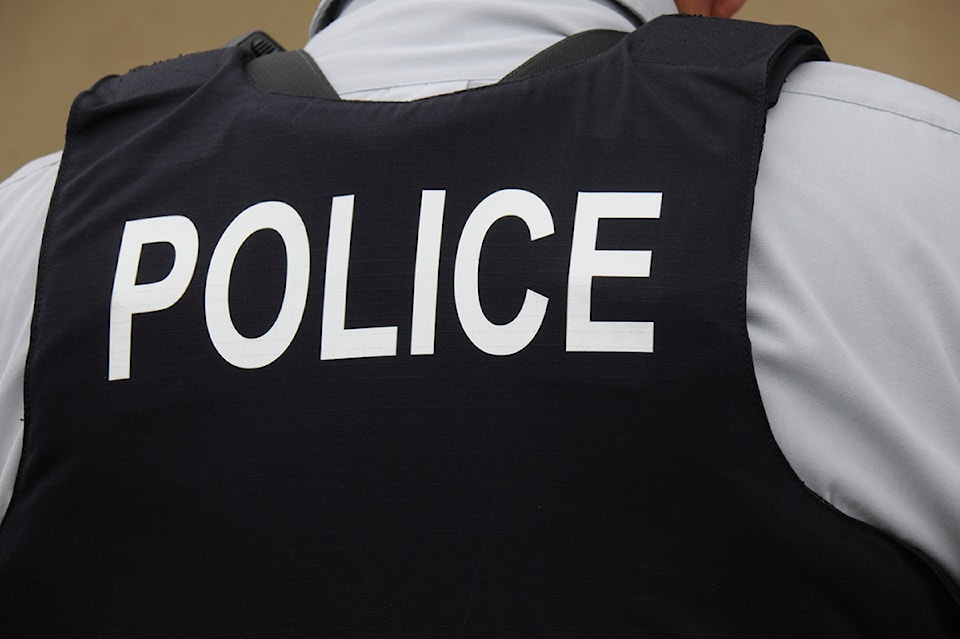 rcmp-police-vest-05june2020_6019