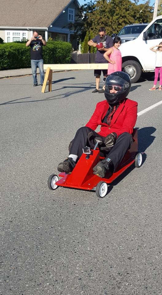 1942alberniWEB-SoapboxDerbyPrep-May31