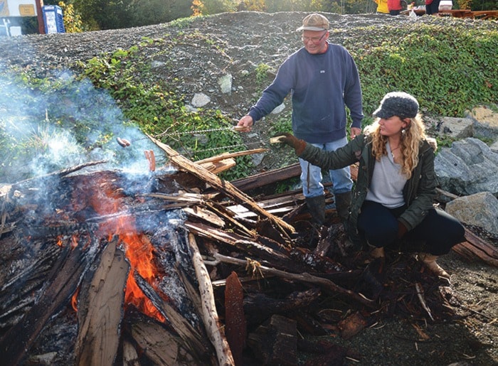 64830alberniCanalBeachCleanup-10-11-14-0951