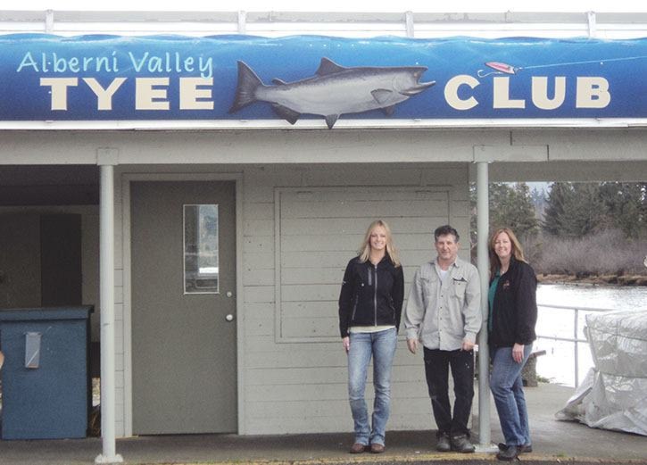 82877alberniTyeeClubSign-july19-195