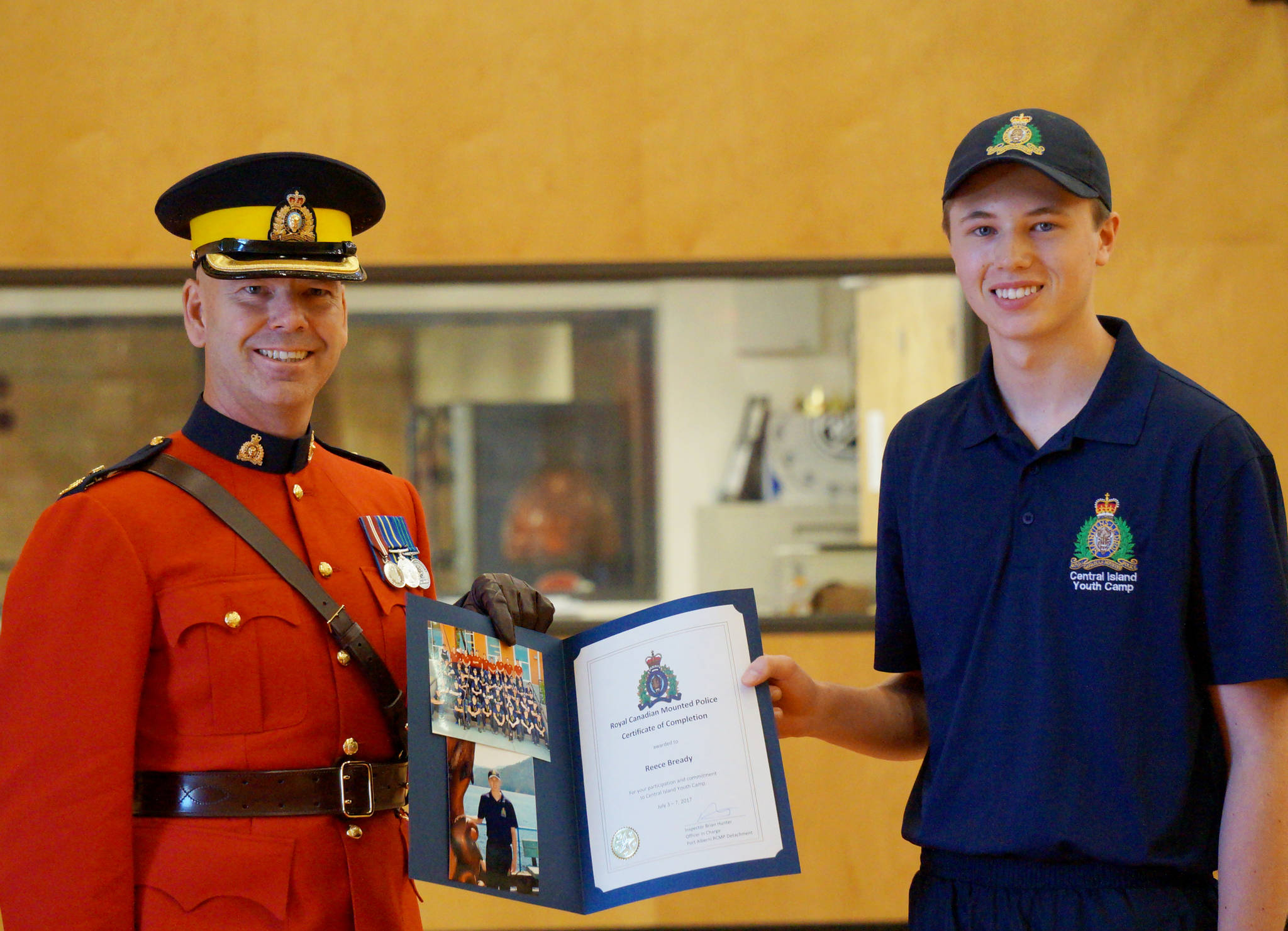 MidIsland students survive RCMP boot camp Alberni Valley News