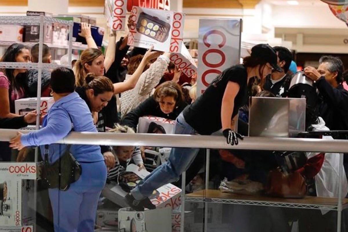 Fewer rushes seen on Black Friday in Las Vegas