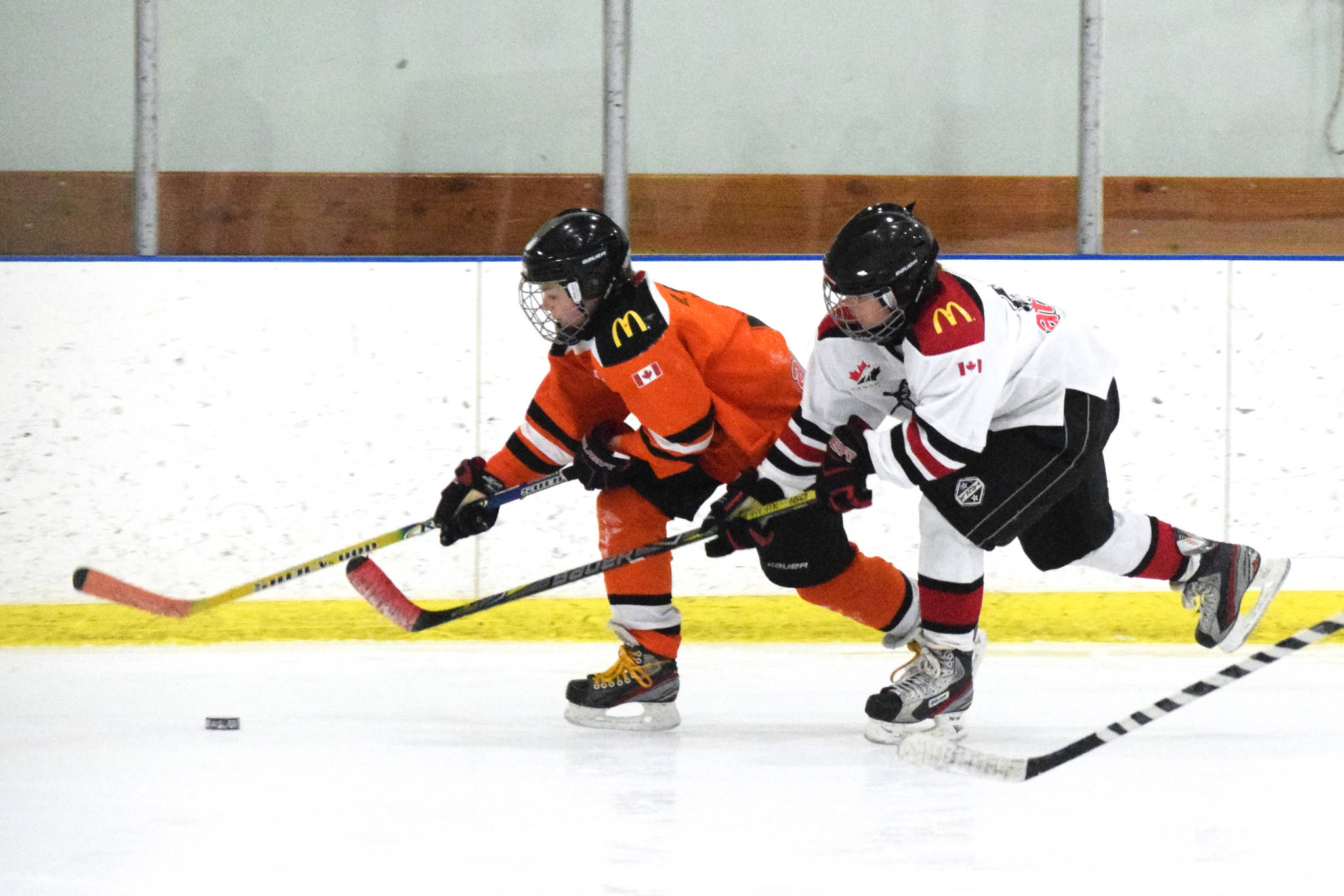 10274385_web1_180124-AVN-Atom-Tourney_4