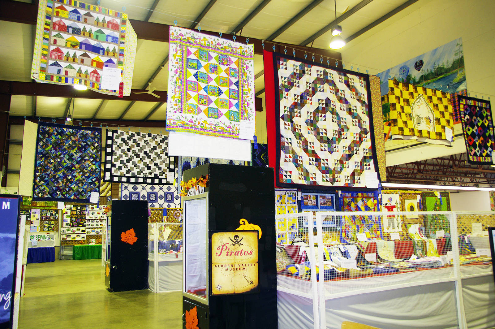 12110211_web1_ADFf---quilts