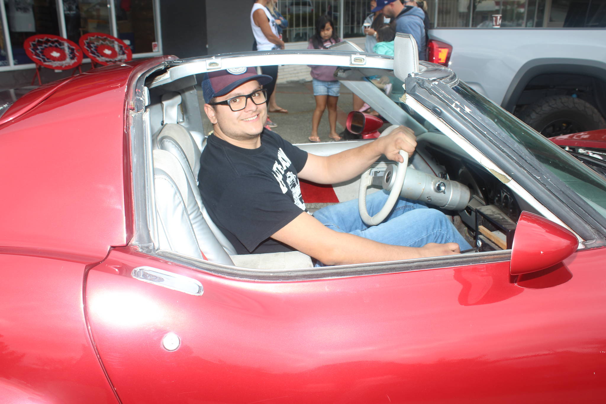 18209085_web1_190828-AVN-Cars-and-Coffee_2