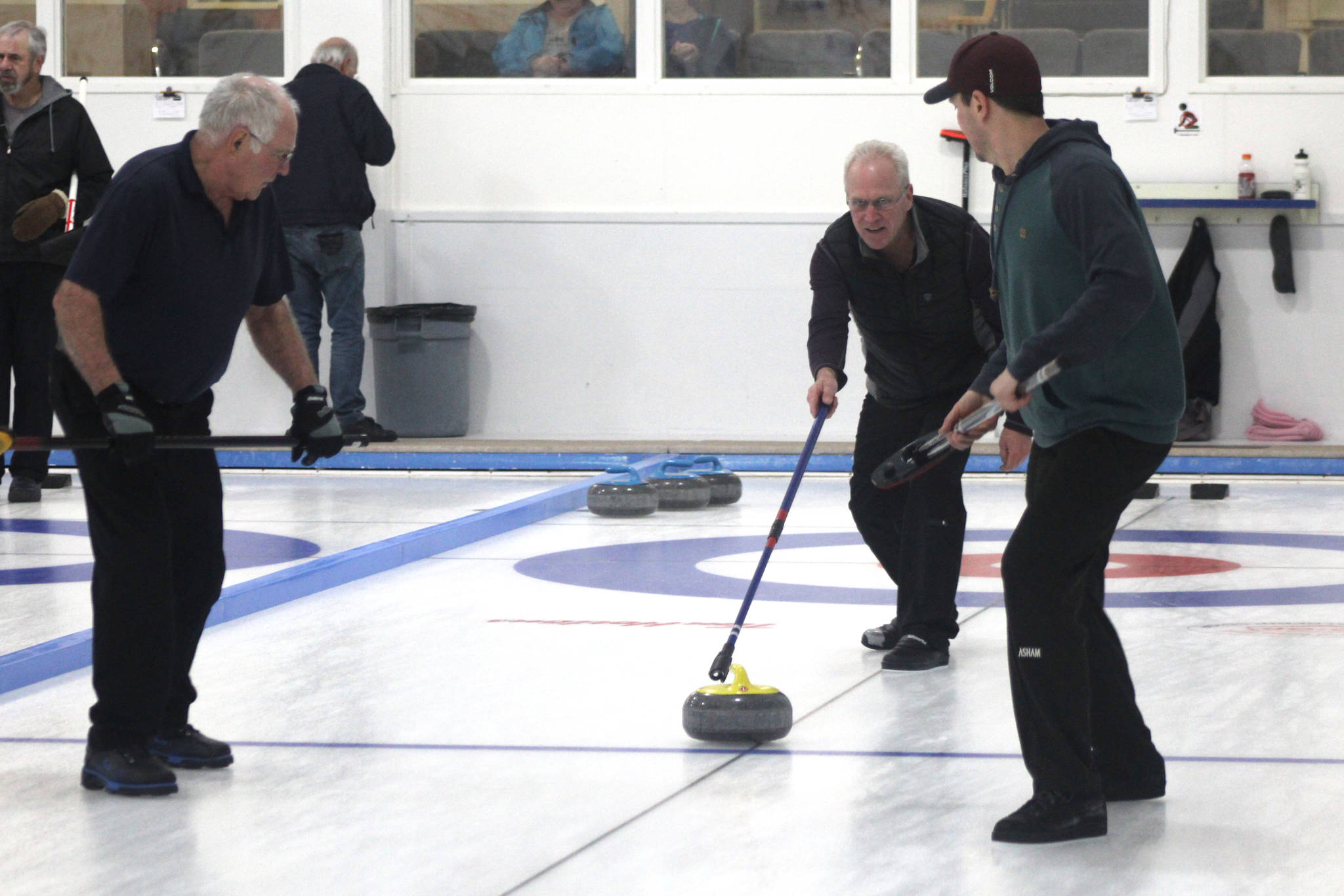 20682453_web1_200226-AVN-Curling-men_3