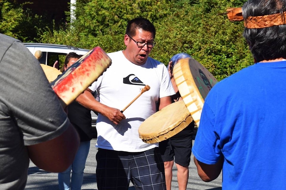 22594840_web1_200909-AVN-Tseshaht-Fisheries-Protest-dfo_1