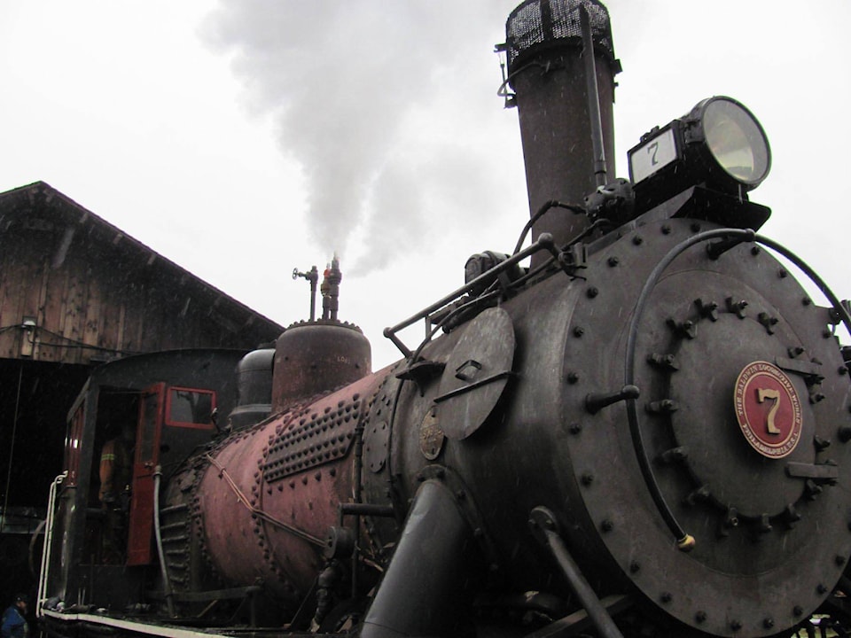 23318145_web1_201118-AVN-Steam-train-boiler-approved-steam_2