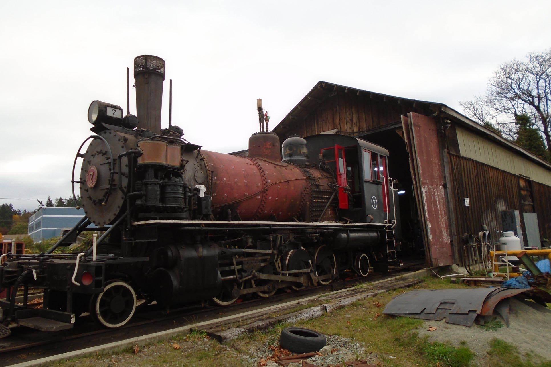 23318145_web1_201118-AVN-Steam-train-boiler-approved-steam_3