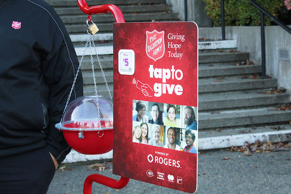 23884745_web1_201201-VNE-Virtual-Christmas-Kettle-saanichsalvationarmy_3