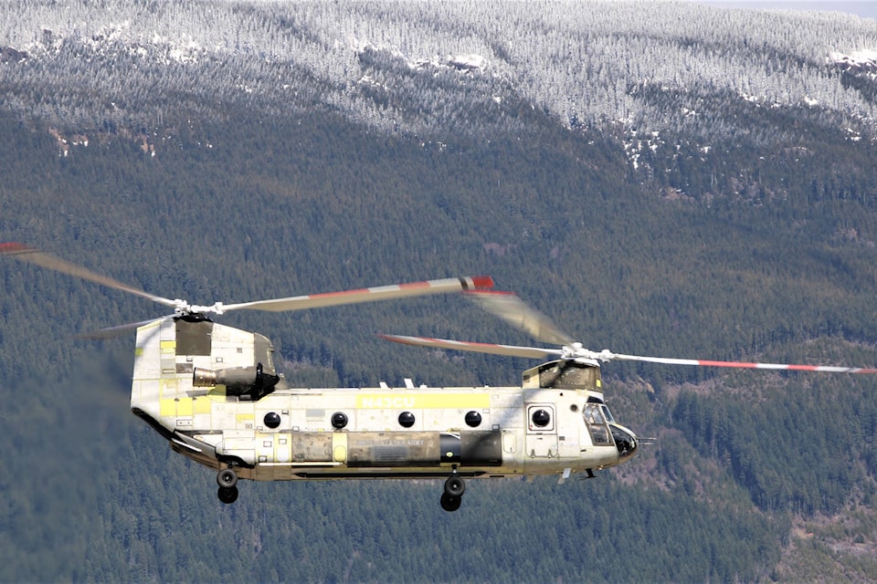 24804121_web1_210414-AVN-Coulson-new-Chinook-Coulson_2