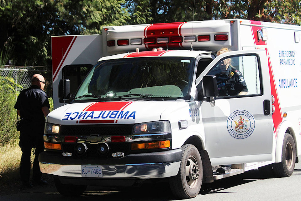 25913119_web1_210323-PNR-Paramedics-Ambulance_1