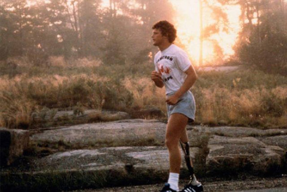 26472576_web1_210818-NIG-Terry-Fox-Run-Fox_1