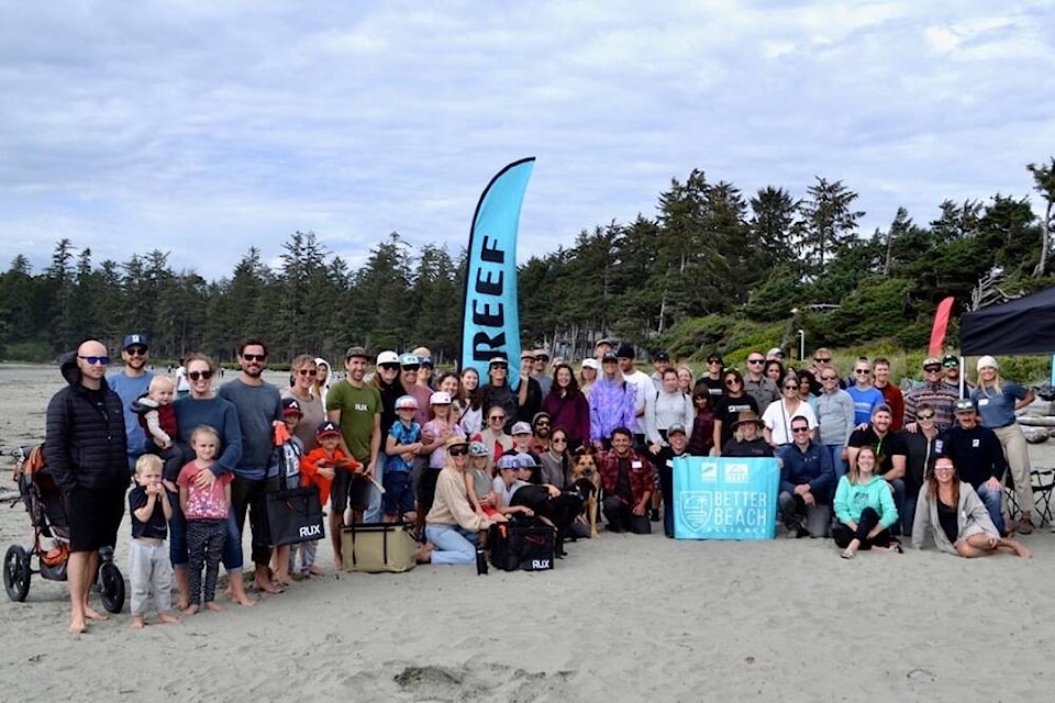 30478797_web1_220919-UWN-international-coastal-cleanup-day-at-cox-bay-TOFINO_1