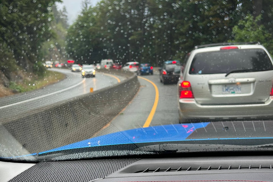 33408122_web1_230719-AVN-Highway-4-wind-closure-Highway4traffic_1