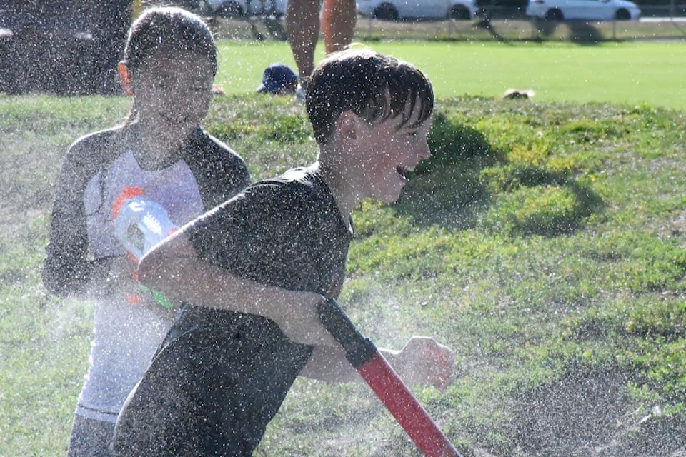 pic-11-kids-sprayed