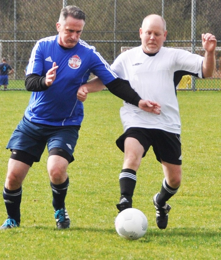 49193aldergroveSoccer50-Men9331web