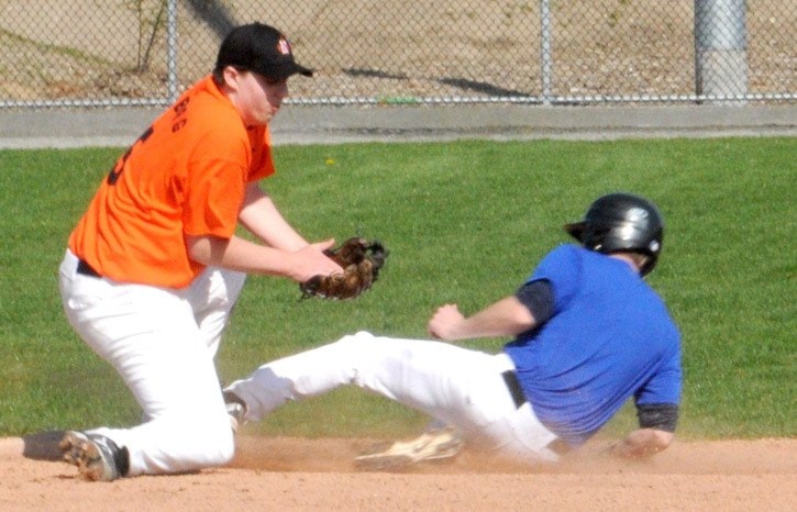 69299aldergroveBaseballJrMen5413web