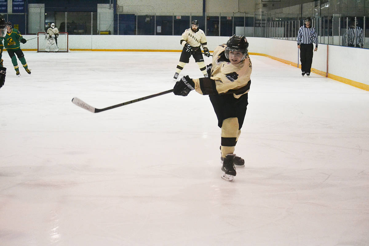 10153143_web1_180118-ALT-Kodiaks-Knights_7