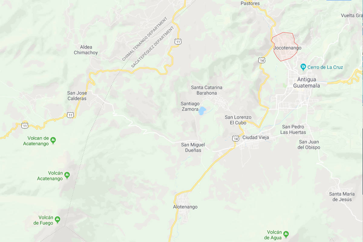 12172784_web1_180606-ABB-Volcano-in-Guatemala_4