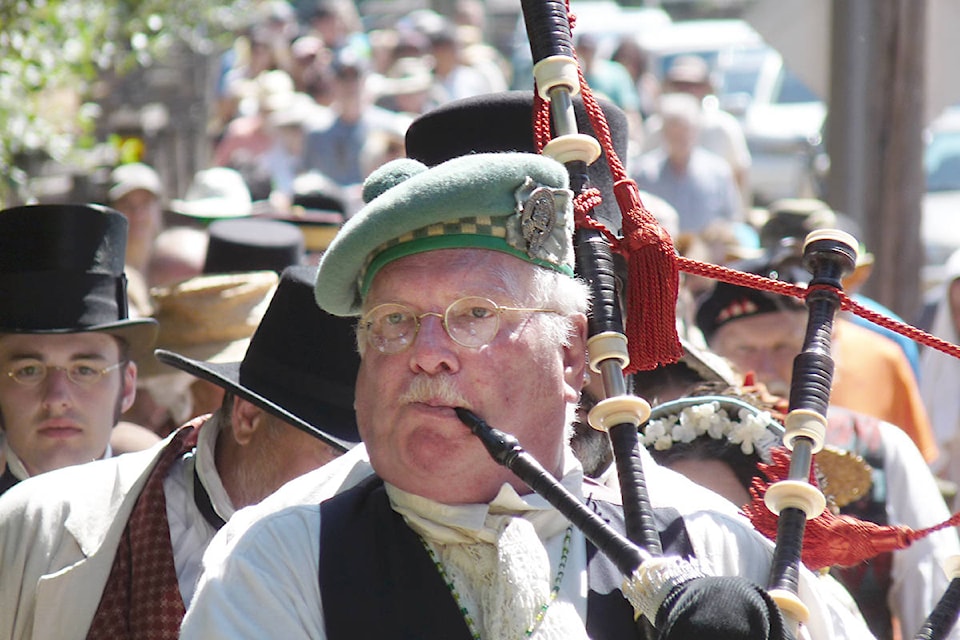 13028197_web1_copy_180806-LAT-brigade-days-piper