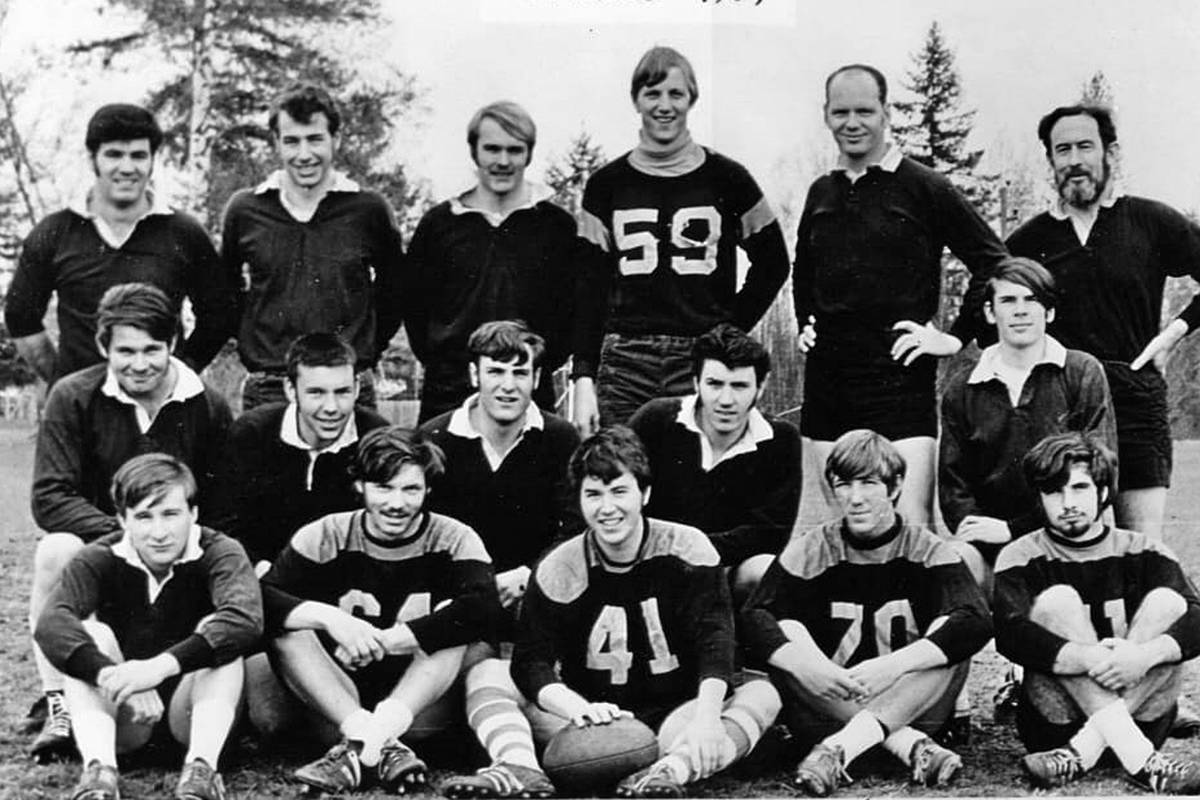 16441954_web1_190416-LAD-rugby-alumni-1969