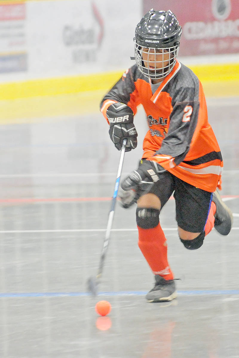 17410149_web1_190622-LAD-Ball-hockey-6