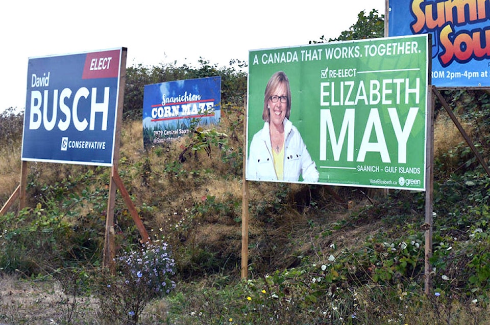 18675897_web1_18485620_web1_election_signs-1200x800