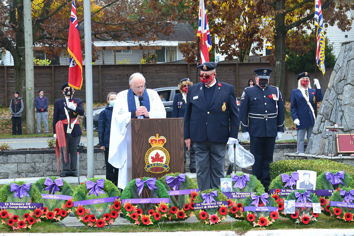 23256502_web1_201106-ALT-Aldergrove-Remembrance-Day-legion_7