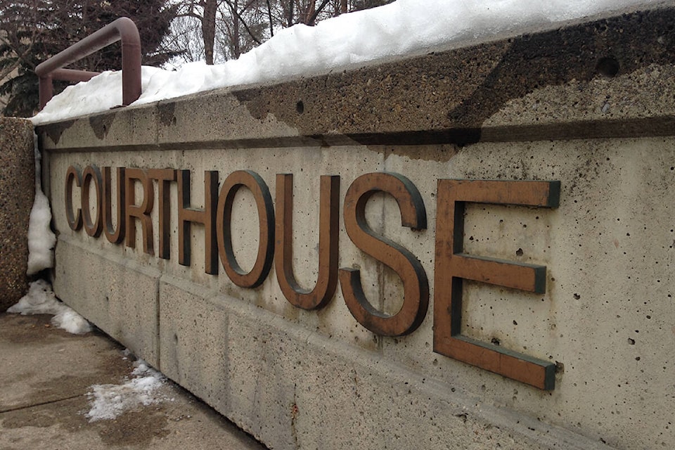 26593436_web1_courthouse-sign-stock-winter